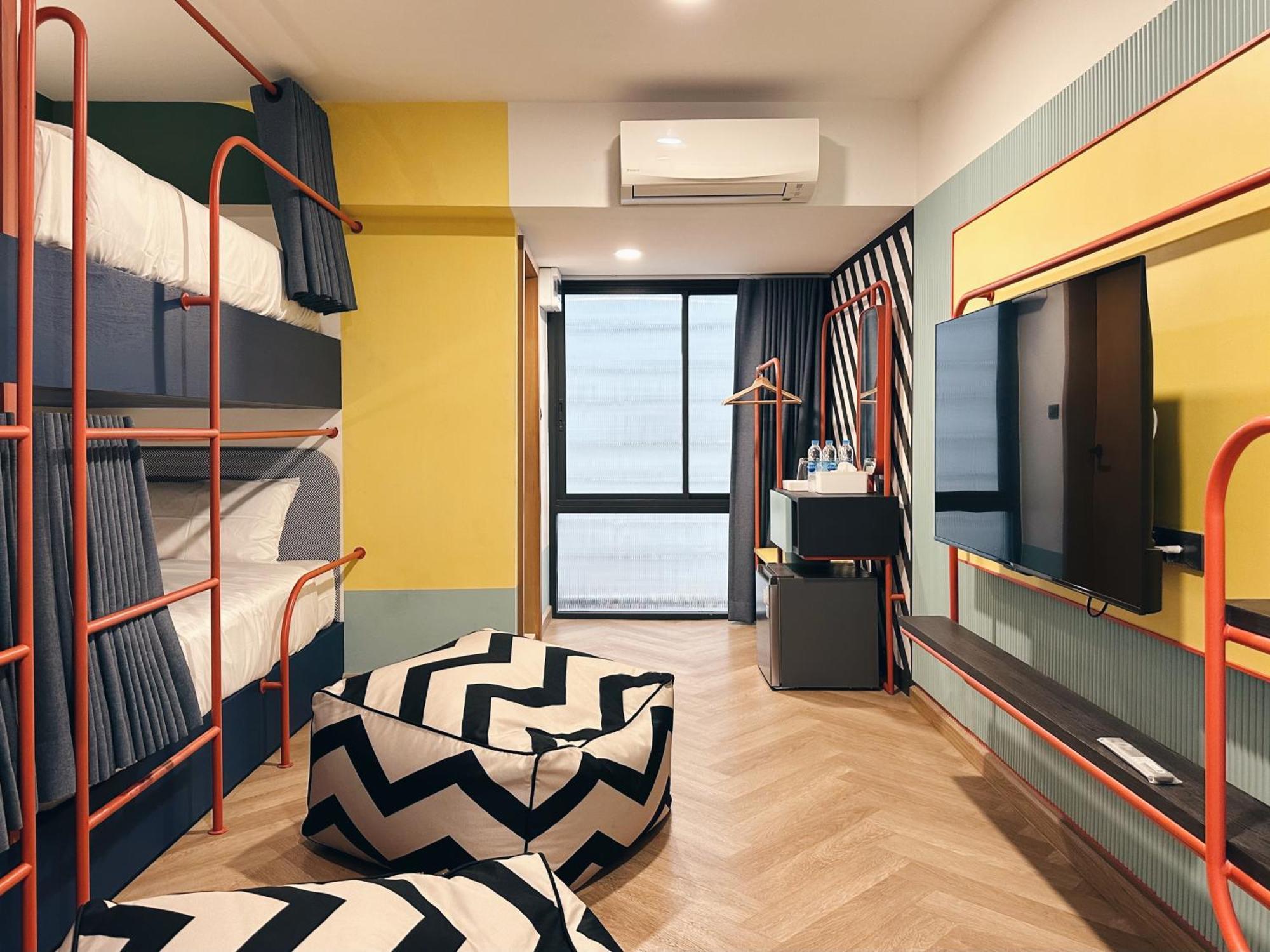 Parcel Hotel Bangkok Esterno foto