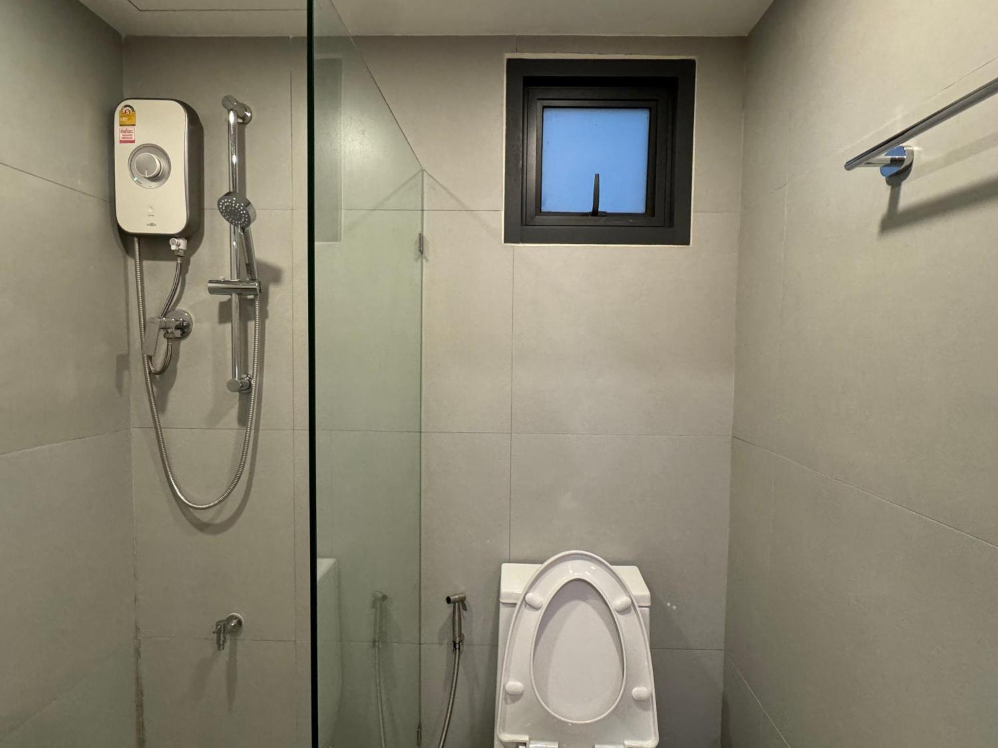 Parcel Hotel Bangkok Esterno foto