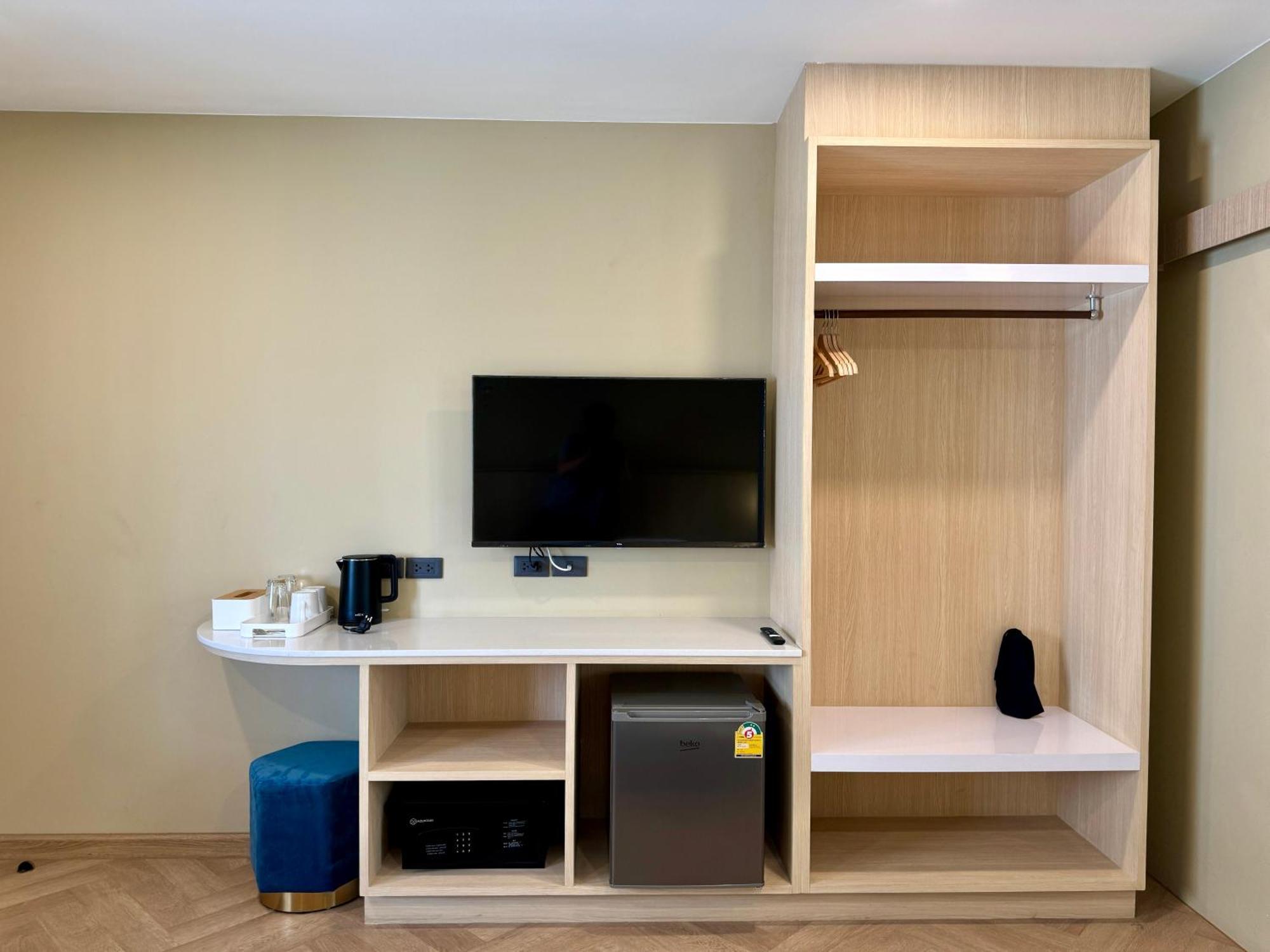 Parcel Hotel Bangkok Esterno foto