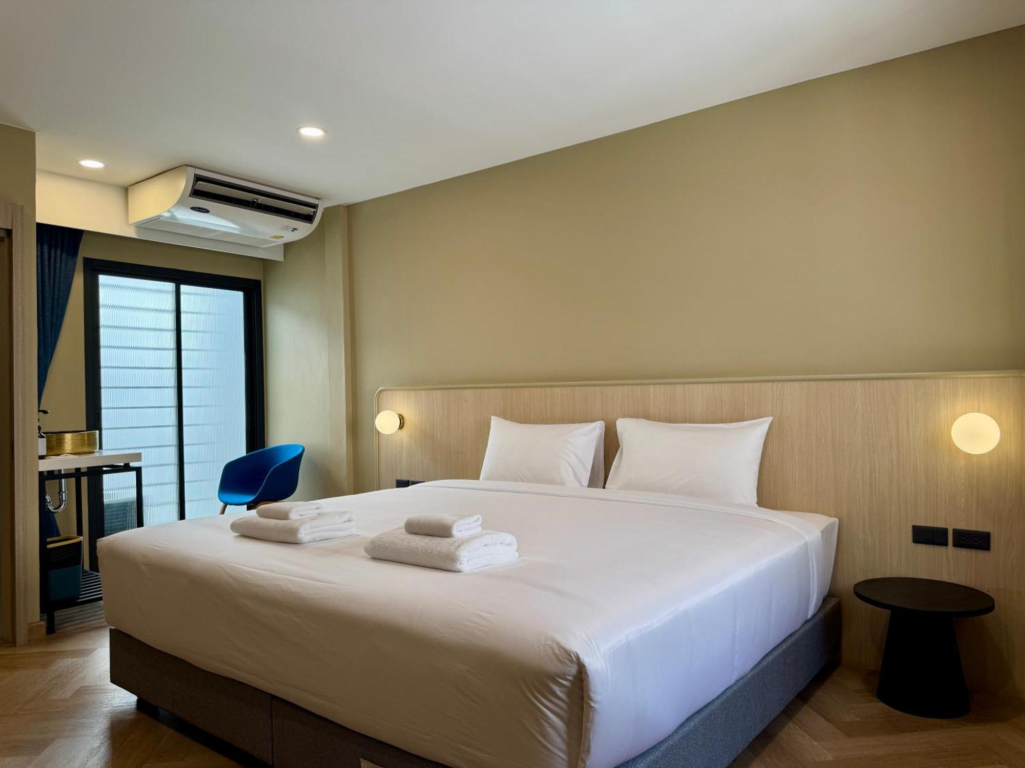 Parcel Hotel Bangkok Esterno foto